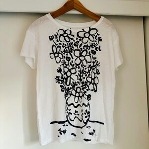 J Crew Michael De Feo White Black Floral Vase Graphic Tee Shirt Women's Size S